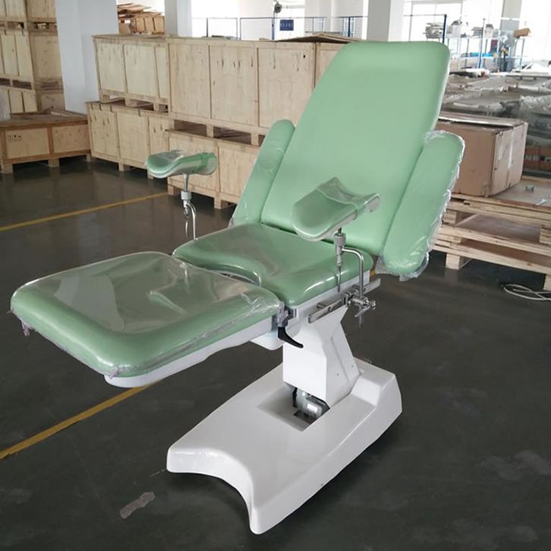 Camas Obstétricas Ginegológicas BC-2000 Eléctrica - Imagen 4